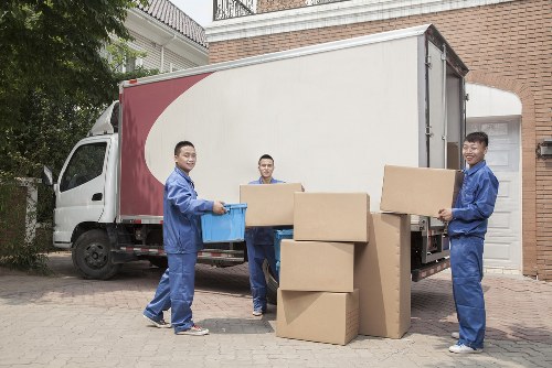 Professional packing boxes and moving supplies for Chelsea home moves