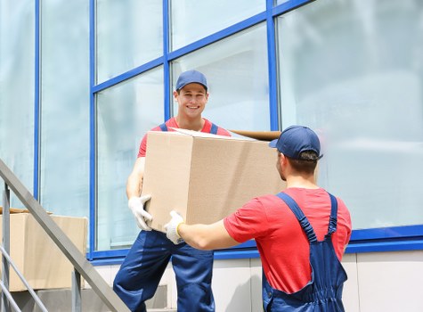 Professional packing materials for fragile items in Chelsea
