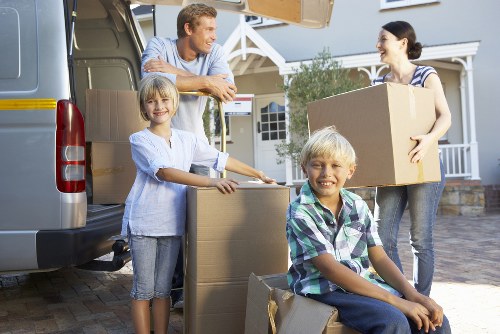 Chelsea Removals service working efficiently on moving day